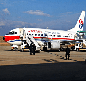 遵义新舟机场快运航空快运业稳步发展的原因是什么？